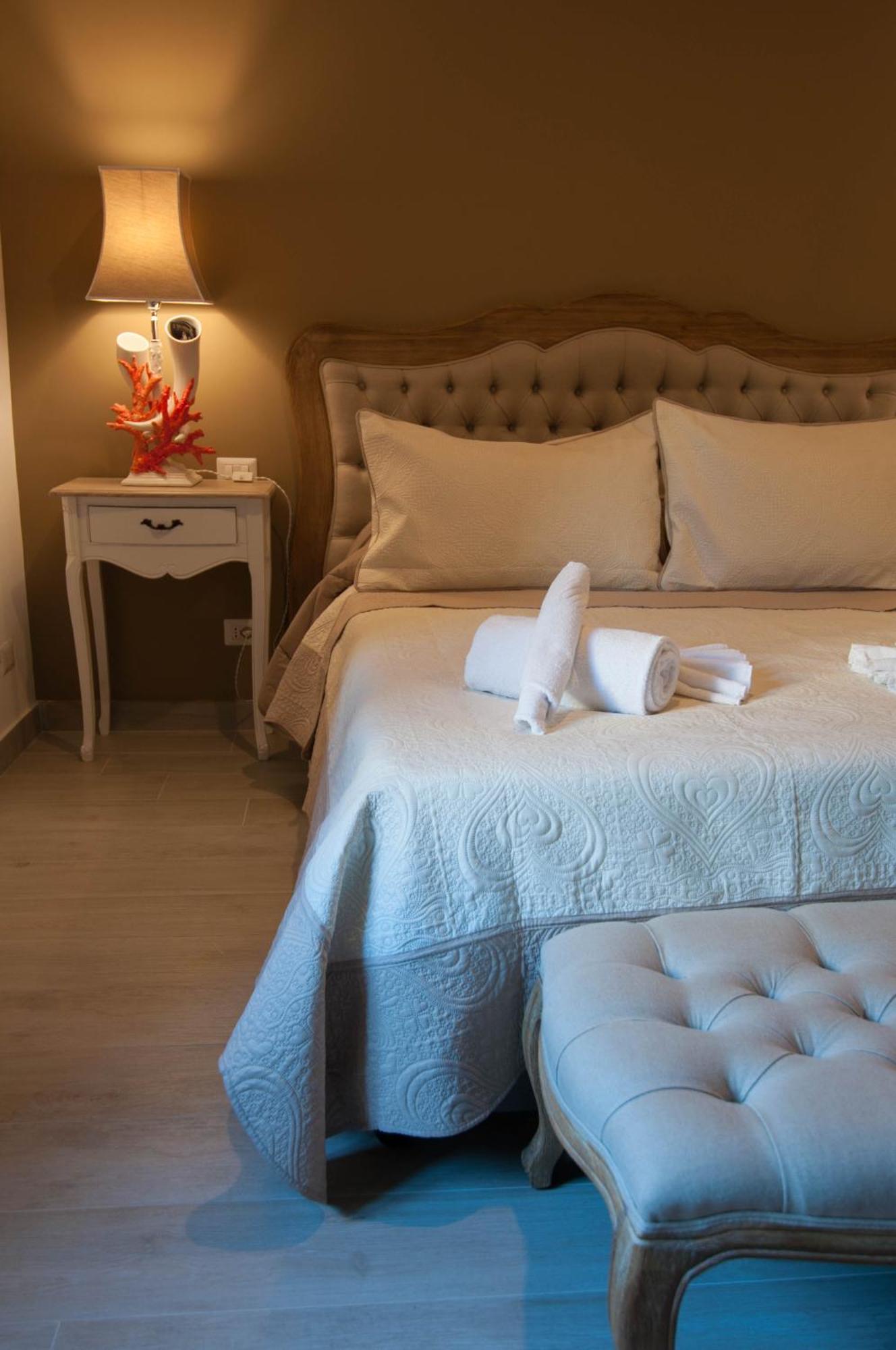Relais Bijoux Napoli Hotell Exteriör bild